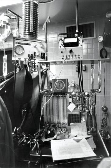 Early Heart-Lung Machine at St. Luke's Hospital